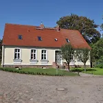 Haus Hohenholz Landhaus, Sauna, Kaminofen, Parkaehnlicher Garten * Krackow