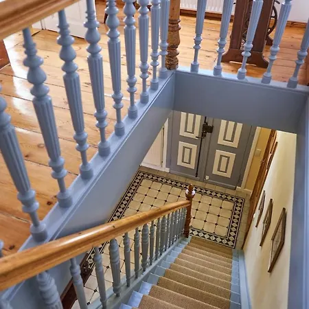 Haus Hohenholz Landhaus, Sauna, Kaminofen, Parkaehnlicher Garten