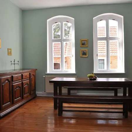Haus Hohenholz Landhaus, Sauna, Kaminofen, Parkaehnlicher Garten * Krackow