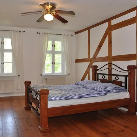 Haus Hohenholz Landhaus, Sauna, Kaminofen, Parkaehnlicher Garten * Krackow