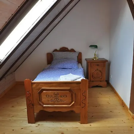 Haus Hohenholz Landhaus, Sauna, Kaminofen, Parkaehnlicher Garten