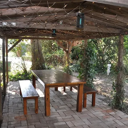 Haus Hohenholz Landhaus, Sauna, Kaminofen, Parkaehnlicher Garten * Krackow