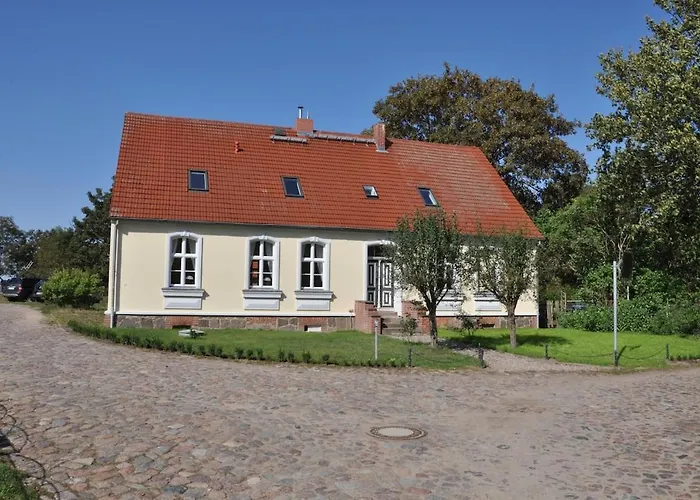 Haus Hohenholz Landhaus, Sauna, Kaminofen, Parkaehnlicher Garten * Krackow