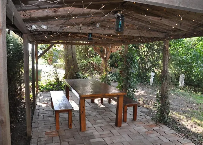 Haus Hohenholz Landhaus, Sauna, Kaminofen, Parkaehnlicher Garten * Krackow