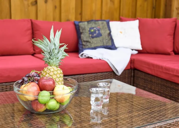 Haus Hohenholz Landhaus, Sauna, Kaminofen, Parkaehnlicher Garten *