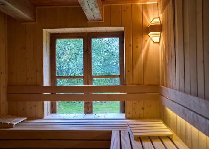 Casa de Férias Haus Hohenholz Landhaus, Sauna, Kaminofen, Parkaehnlicher Garten Krackow